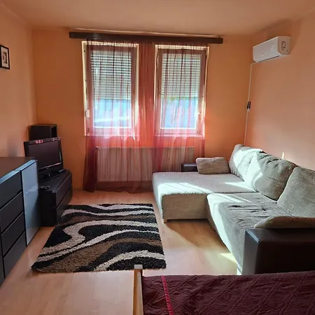 아파트 Boglarka Vendeghaz *